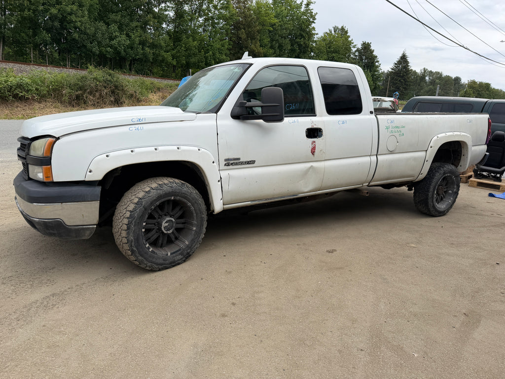 2007 Duramaxx 6.6 Automatic - LT3 Package. White on Black Leather