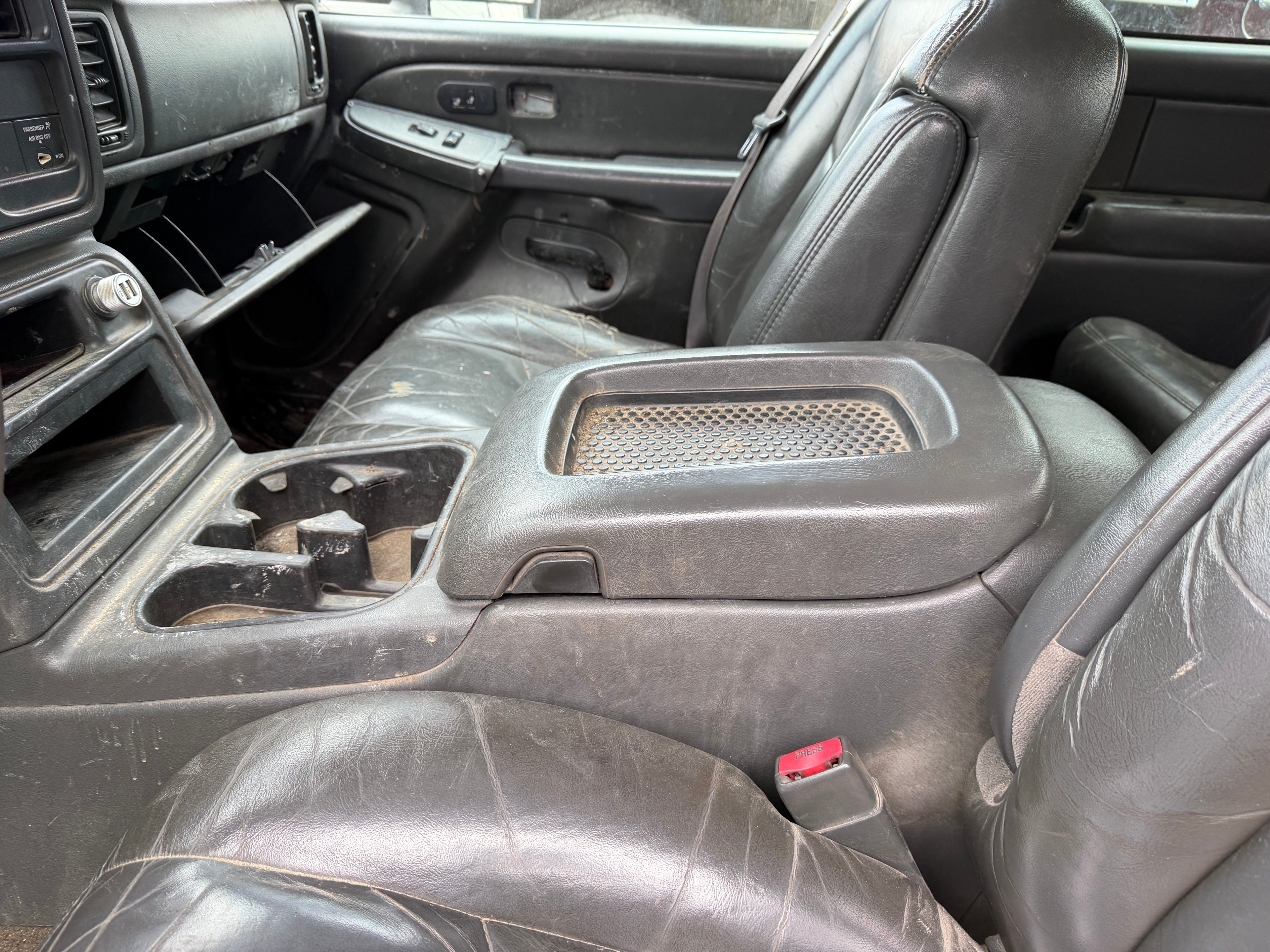 2007 Duramaxx 6.6 Automatic - LT3 Package. White on Black Leather