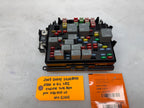 06 07 Chevrolet GMC SILVERADO SIERRA LBZ UNDERHOOD FUSE RELAY BOX 15823513-01
