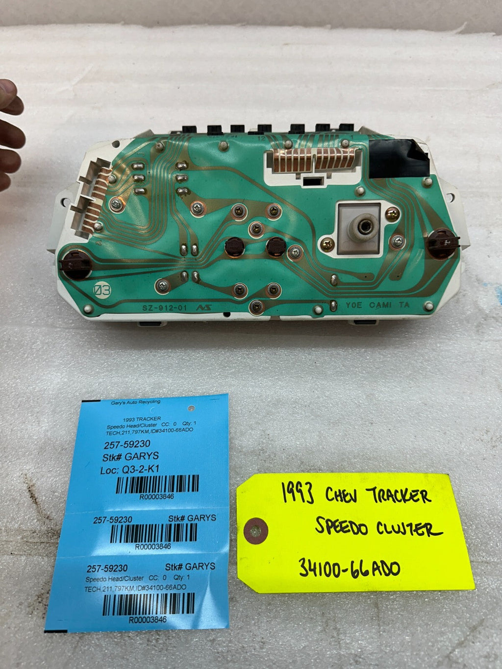 89-95 CHEVROLET TRACKER SUZUKI SIDEKICK METRIC SPEEDOMETER GAUGE CLUSTER