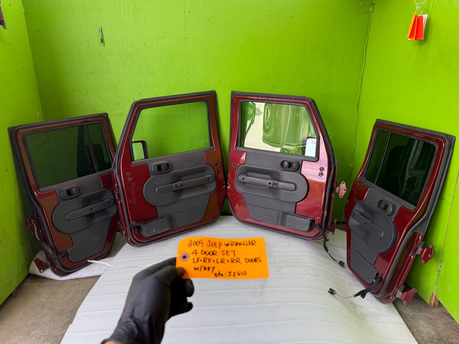 07-18 JEEP WRANGLER JK OEM FULL HARD DOORS RED WITH DOOR PANELS MIRROR KEY PEM