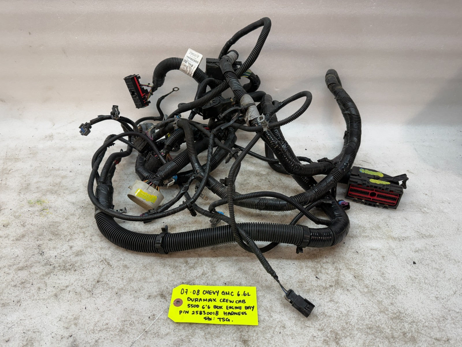 08-10 GMC CHEVROLET 2500HD DURAMAX 6.6 LMM ENGINE BAY WIRING HARNESS 25830018