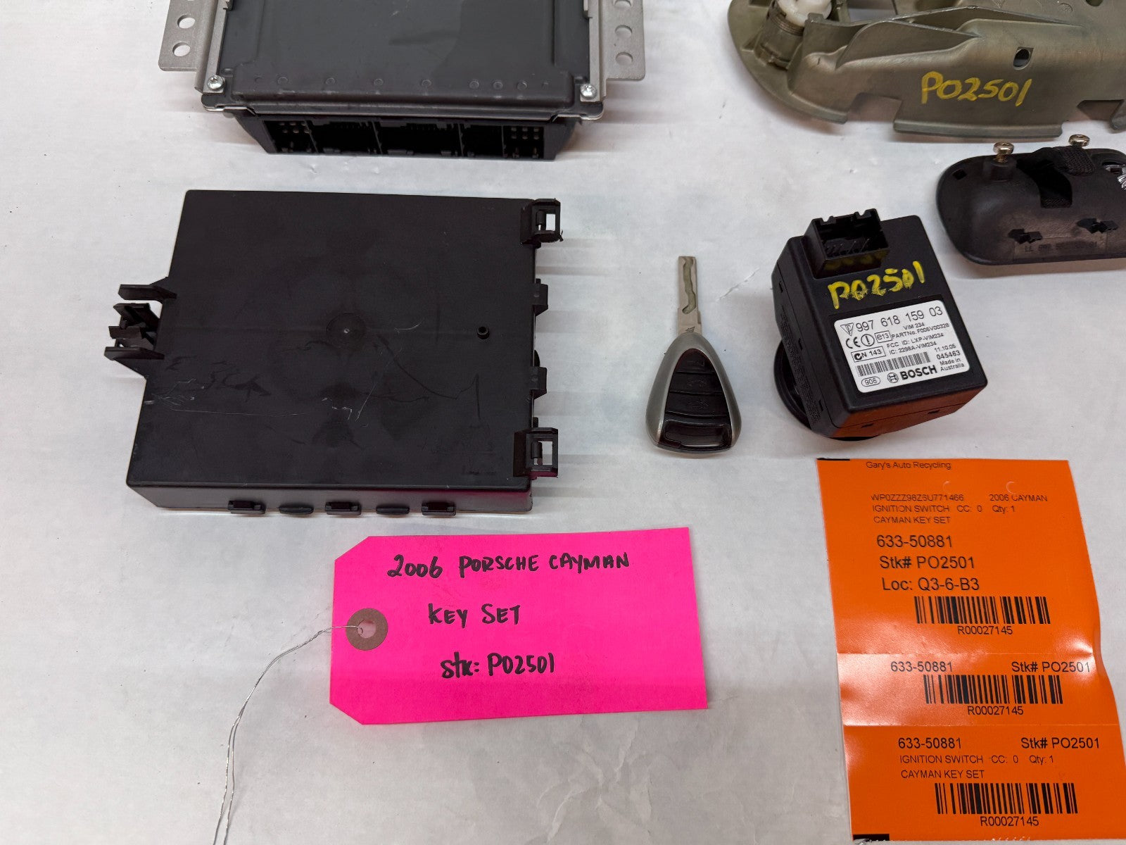 06 07 08 PORSCHE CAYMAN S 987 3.4 ENGINE COMPUTER ECU ECM DME KEY 99761860102