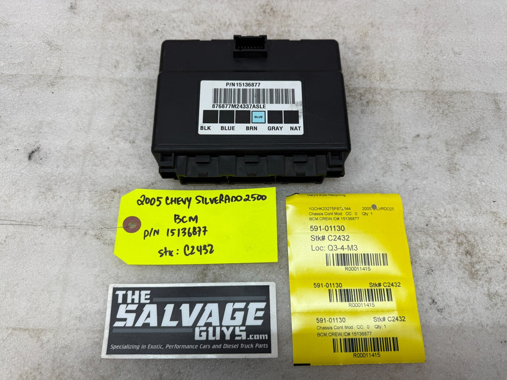 04 05 Chevrolet GMC DURAMAX LLY 6.6 BODY CONTROL MODULE BCM 15136877