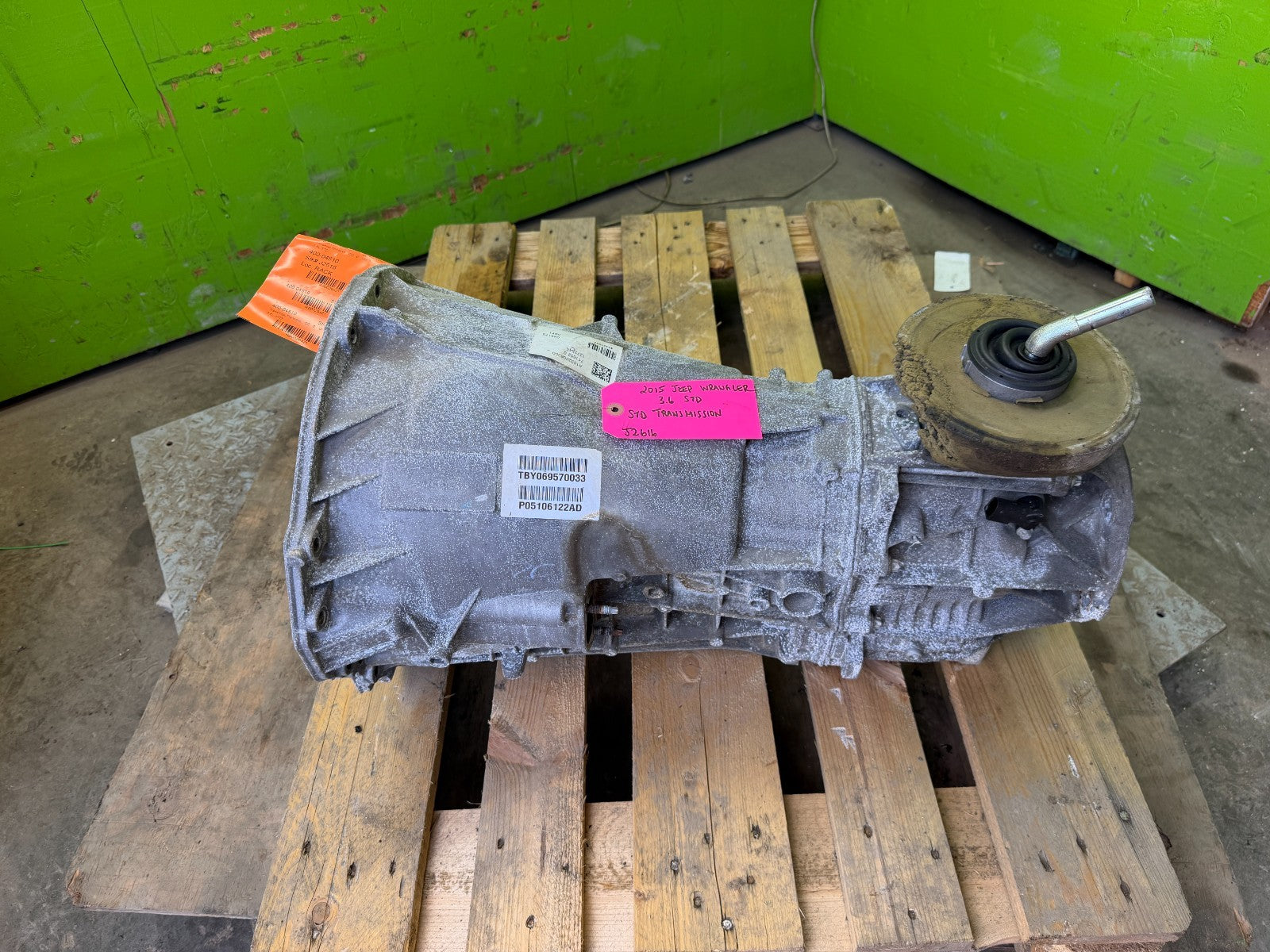 12-18 JEEP WRANGLER JK RUBICON 6 SPEED MANUAL TRANSMISSION P05106122AD