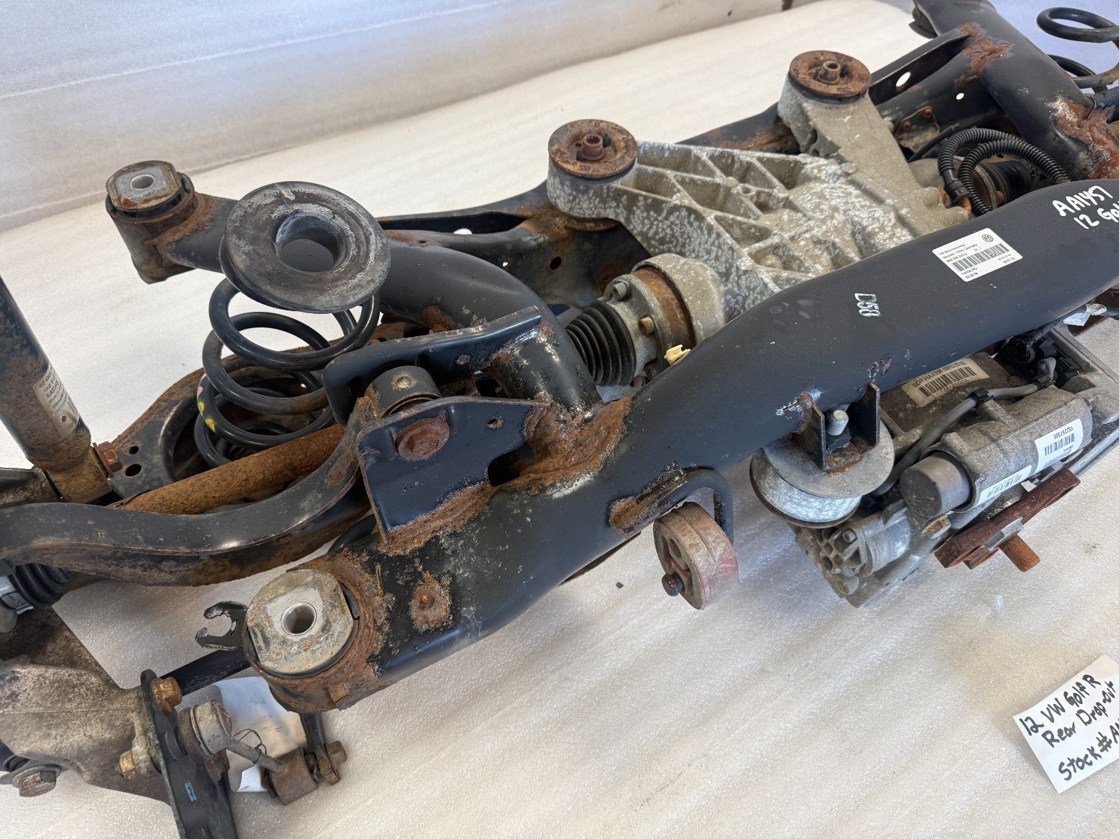12 VOLKSWAGEN GOLF R MK6 REAR SUSPENSION DROP OUT HALDEX DIFFERENTIAL 10-14