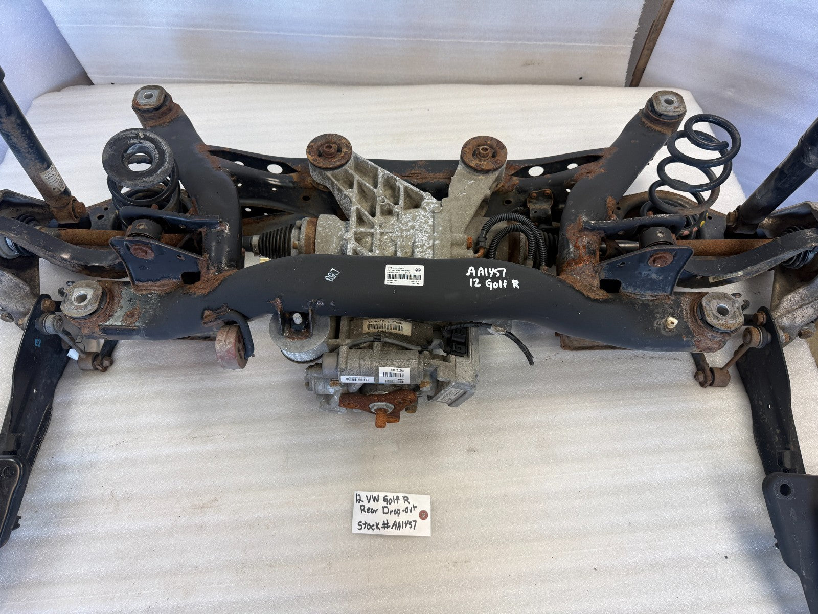 12 VOLKSWAGEN GOLF R MK6 REAR SUSPENSION DROP OUT HALDEX DIFFERENTIAL 10-14