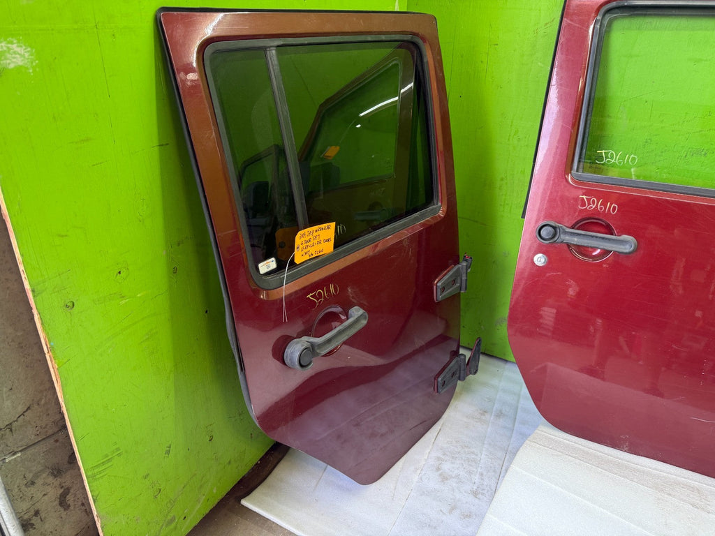 07-18 JEEP WRANGLER JK OEM FULL HARD DOORS RED WITH DOOR PANELS MIRROR KEY PEM