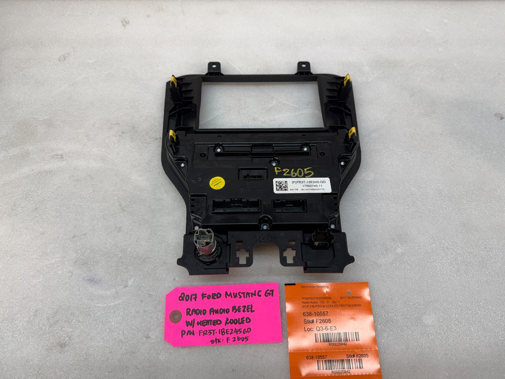 15 16 17 FORD MUSTANG GT SYNC 3 8.0 SCREEN RADIO STEREO BEZEL FR3T-18E245GD
