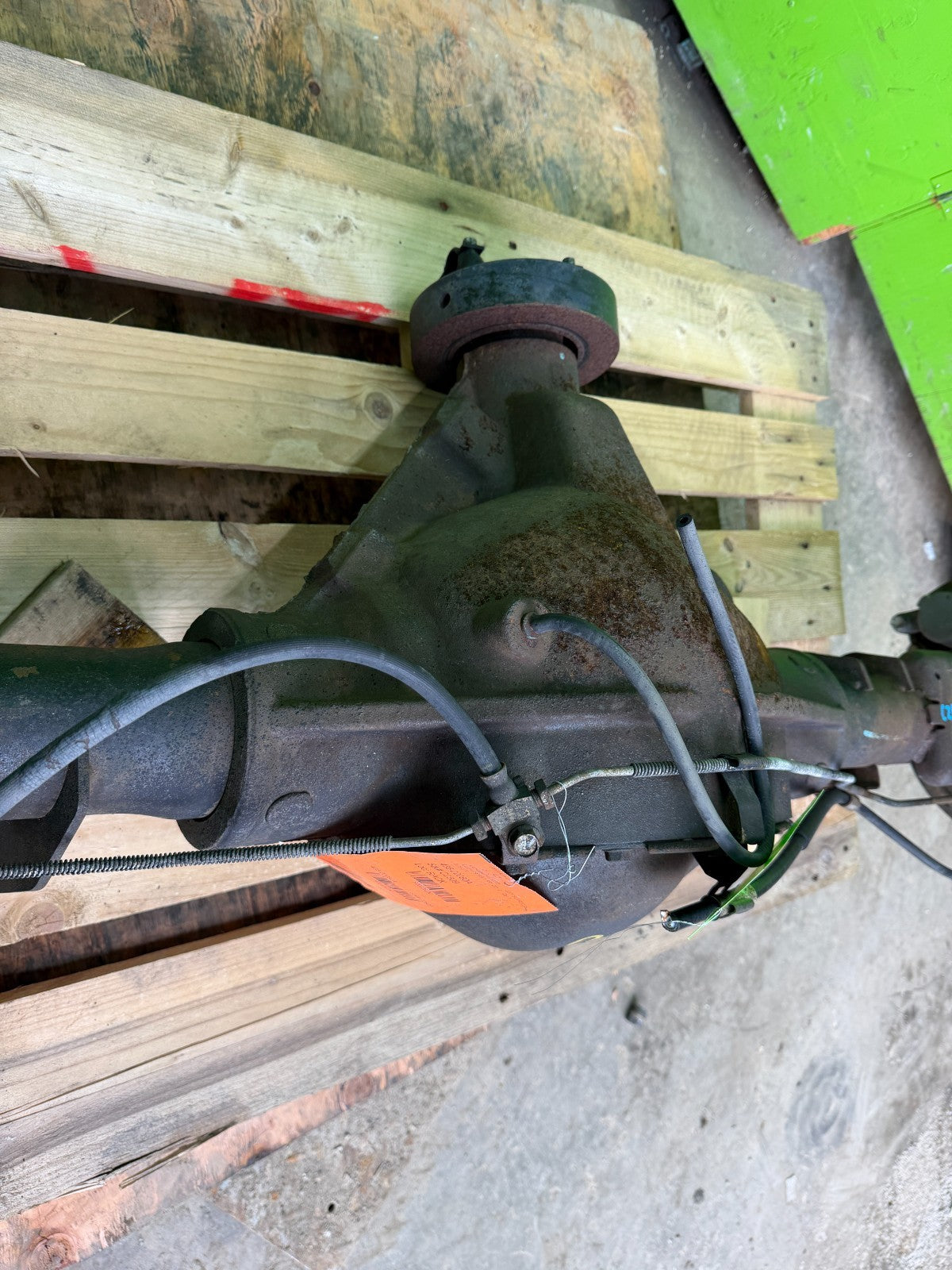 01-07 GMC SIERRA SILVERADO 2500HD 3500HD SRW REAR DIFFERENTIAL