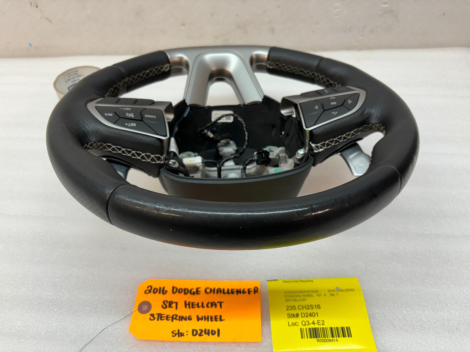 16 DODGE CHALLENGER HELLCAT SRT OEM BLACK LEATHER STEERING WHEEL AUTOMATIC 15-18