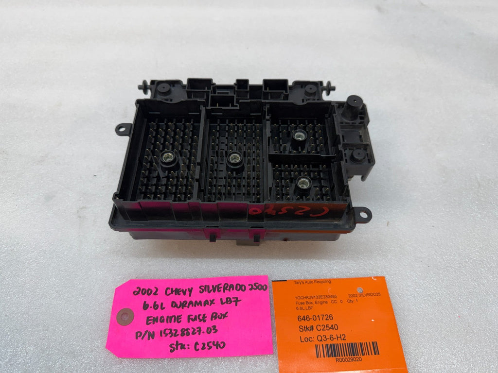 01 02 Chevrolet GMC SILVERADO SIERRA LB7 UNDERHOOD FUSE RELAY BOX 15328827-03