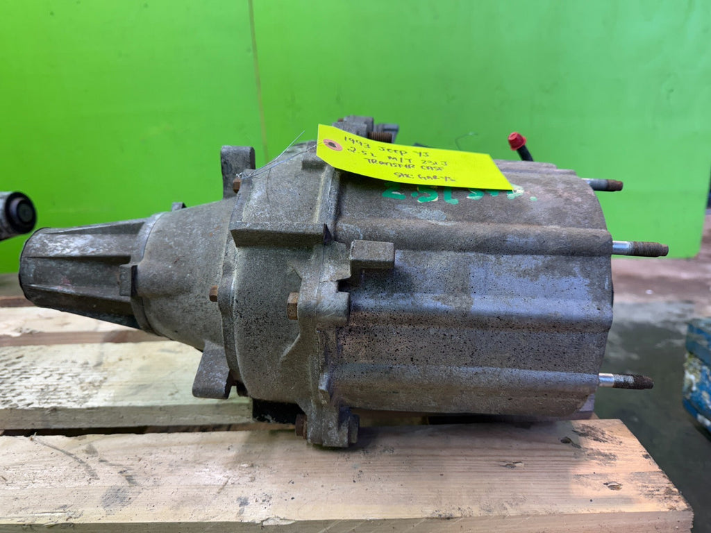 89-95 JEEP WRANGLER YJ 2.5 MANUAL NP231J 231J TRANSFER CASE TRANSFERCASE 21 SPLI