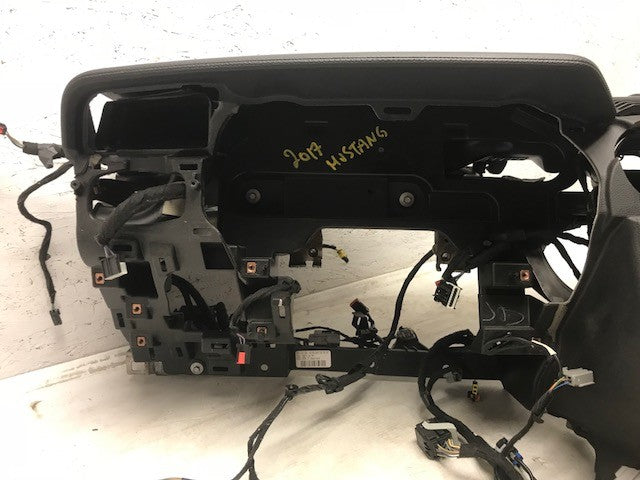 15 16 17 FORD MUSTANG 5.0 GT COMPLETE BLACK DASH ASSEMBLY COMPLETE