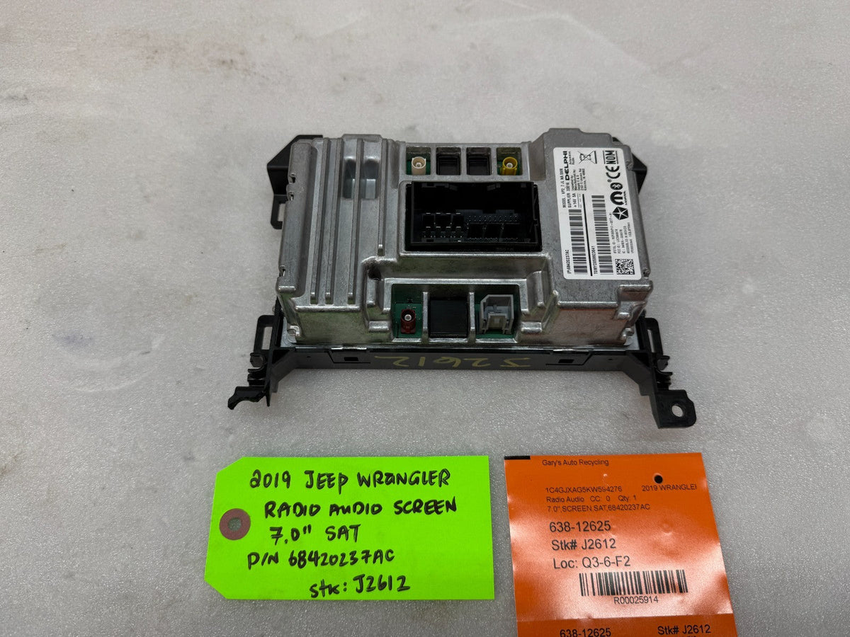 19 JEEP WRANGLER JL JT OEM 7" TOUCHSCREEN RADIO STEREO P68420237AC 18-20