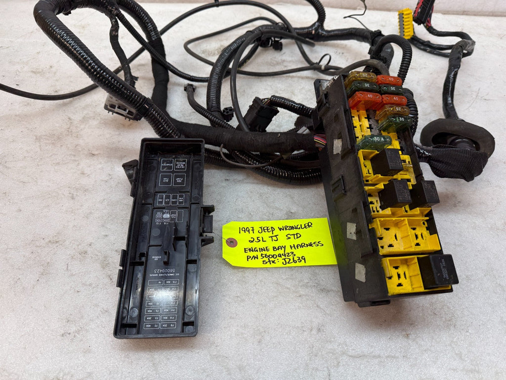 1997 JEEP WRANGLER TJ 2.5 MANUAL TRANS ENGINE FUSE BOX HARNESS LOOM 56009423