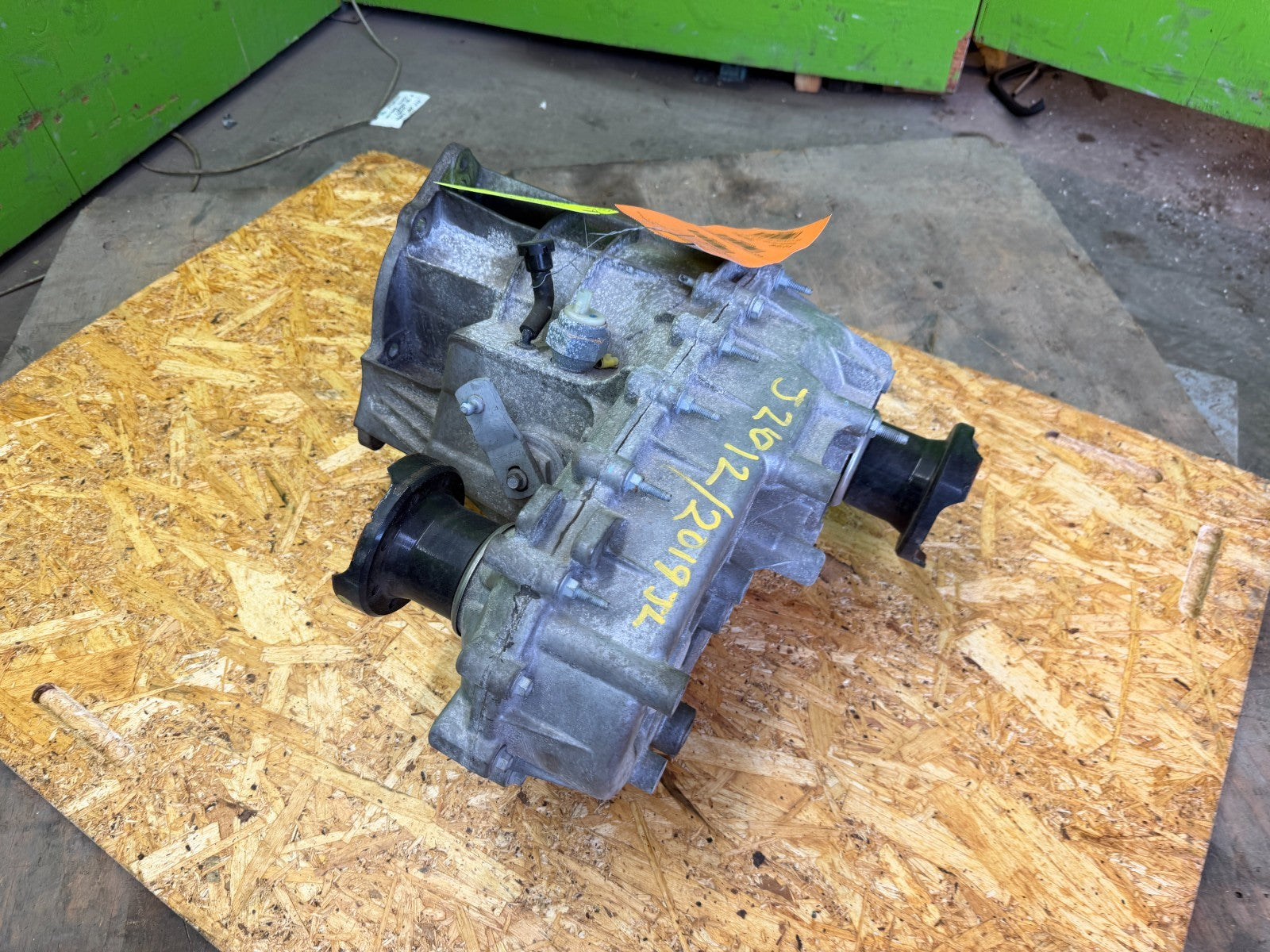 19 JEEP WRANGLER JL 3.6 4X4 TRANSFERCASE  P68240445AC 18-23