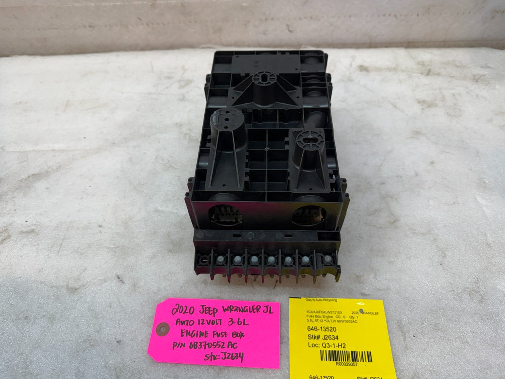20 JEEP WRANGLER JL JT 3.6 ENGINE FUSE RELAY BOX P68370552AC 18-23