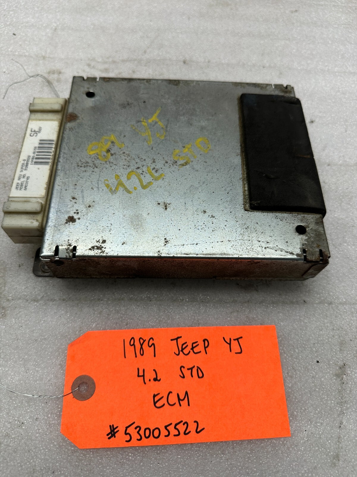87-90 JEEP WRANGLER YJ 4.2 MANUAL TRANS ENGINE COMPUTER ECM ECU 53005522