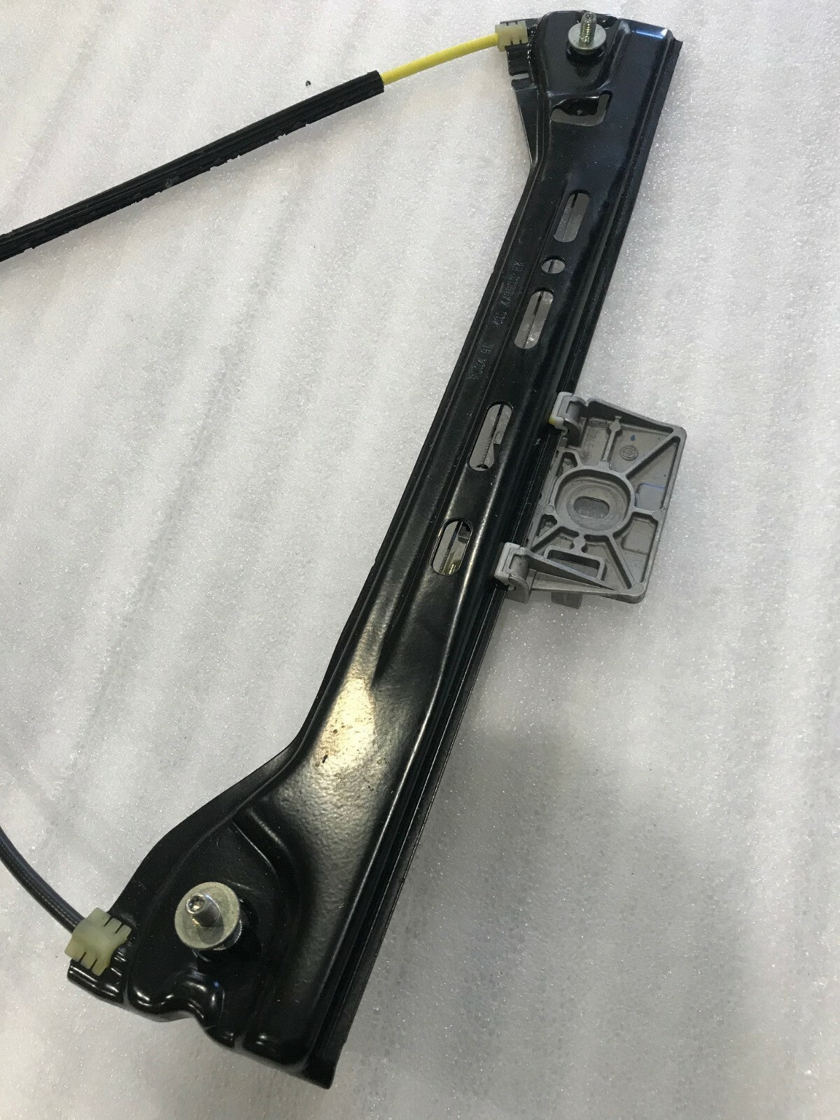 16 MERCEDES S65 AMG C217 COUPE RIGHT PASSENGER WINDOW REGULATOR A2177200246