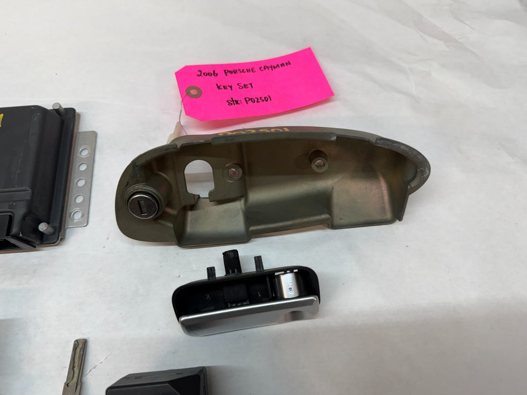 06 07 08 PORSCHE CAYMAN S 987 3.4 ENGINE COMPUTER ECU ECM DME KEY 99761860102