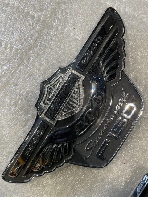 03 FORD F150 HARLEY FENDER AND TAILGATE BADGES 3 PCS 98K