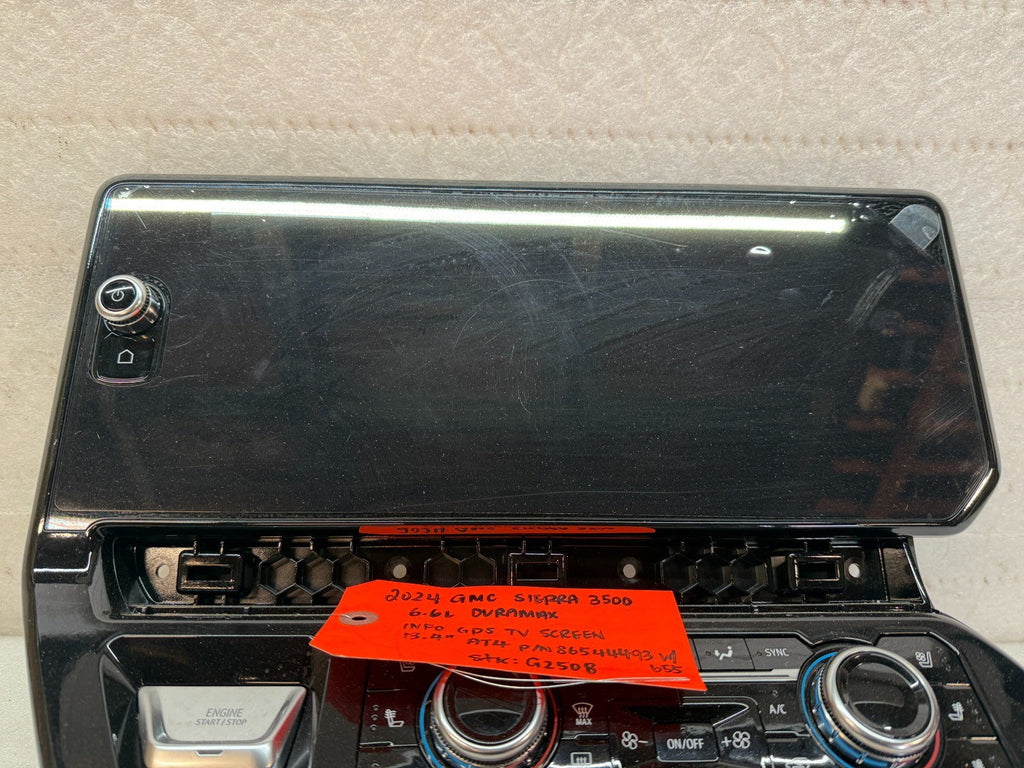 24 25 Chevrolet GMC SIERRA 13.4" RADIO NAVIGATION GPS NAV SCREEN HEATER 86544493