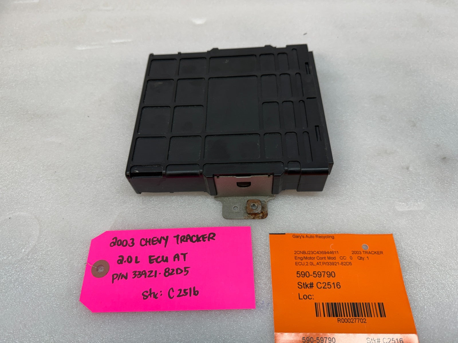 03 04 CHEVROLET TRACKER GRAND VITARA GEO 2.0 ENGINE COMPUTER ECM ECU 33921-82D5