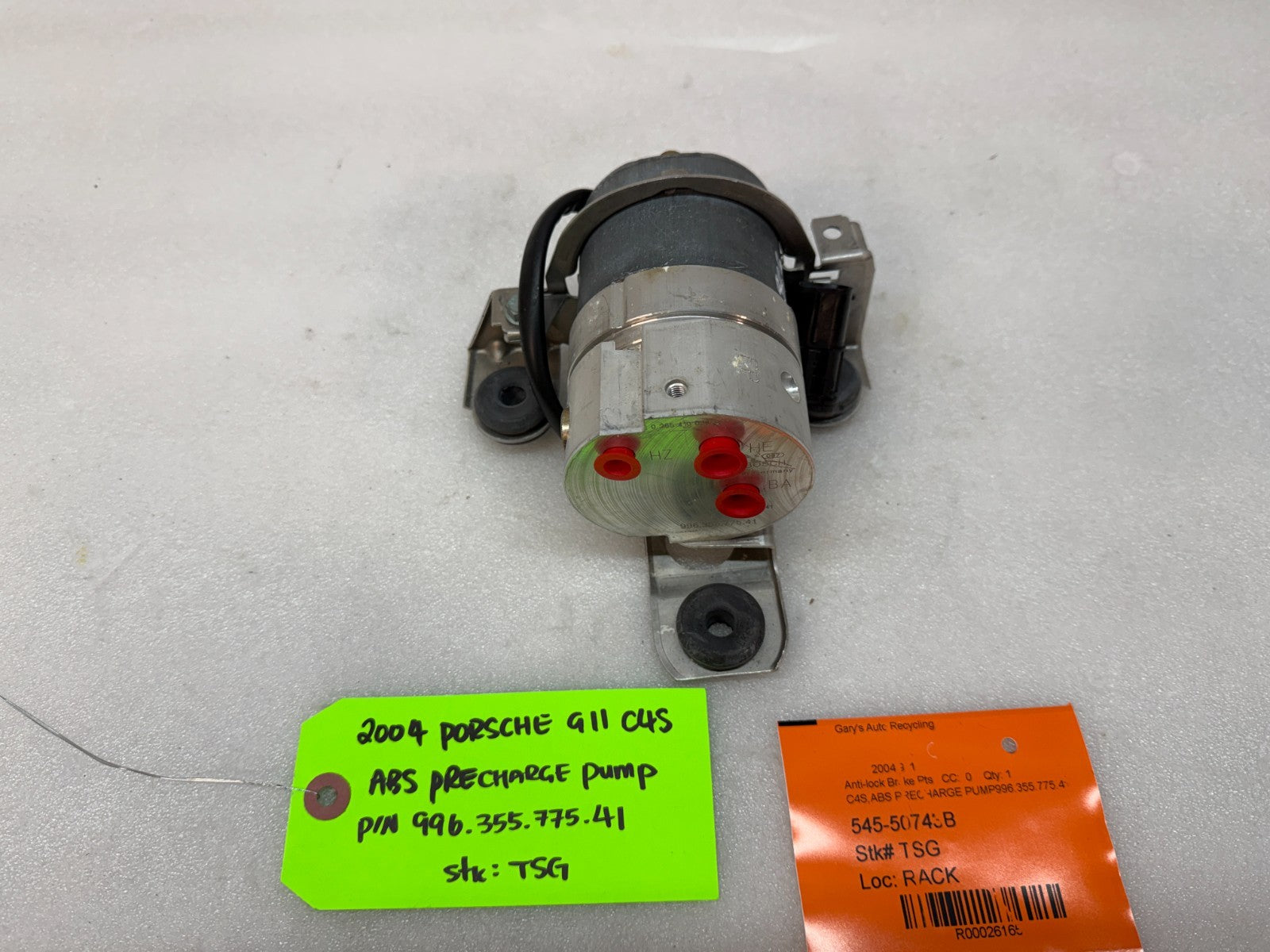 04 PORSCHE 911 996 C4S TURBO OEM ABS PRE CHARGE PUMP 99635577541 01-05