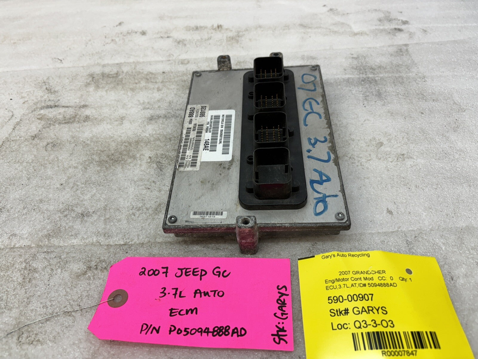 07 JEEP GRAND CHEROKEE WK2 3.7 AUTOMATIC ENGINE COMPUTER ECM ECU P05094888AD