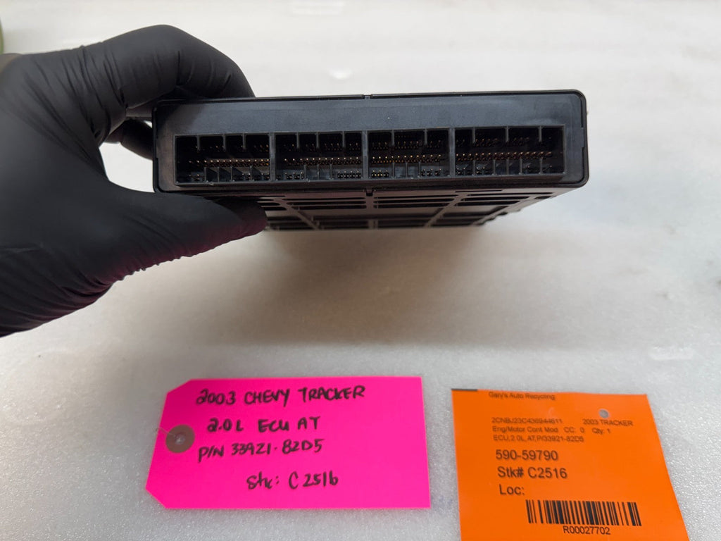 03 04 CHEVROLET TRACKER GRAND VITARA GEO 2.0 ENGINE COMPUTER ECM ECU 33921-82D5