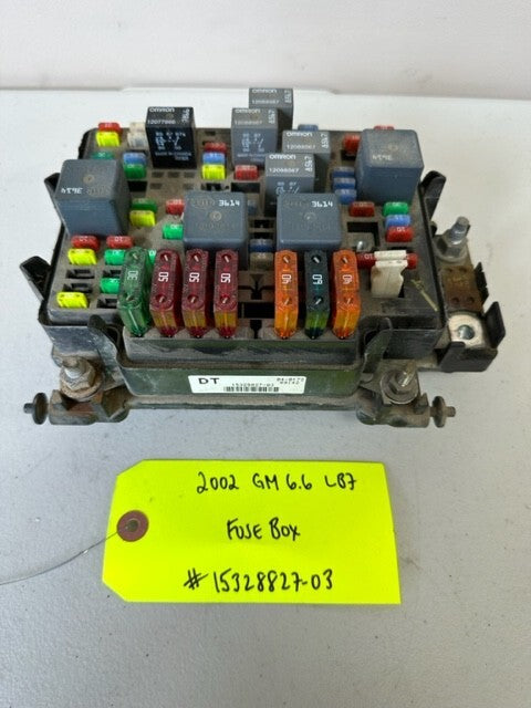 01-05 Chevrolet GMC SILVERADO SIERRA 6.6 LB7 UNDERHOOD FUSEBOX RELAY 15328827-03