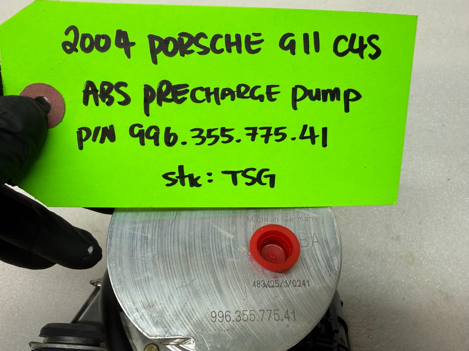 04 PORSCHE 911 996 C4S TURBO OEM ABS PRE CHARGE PUMP 99635577541 01-05