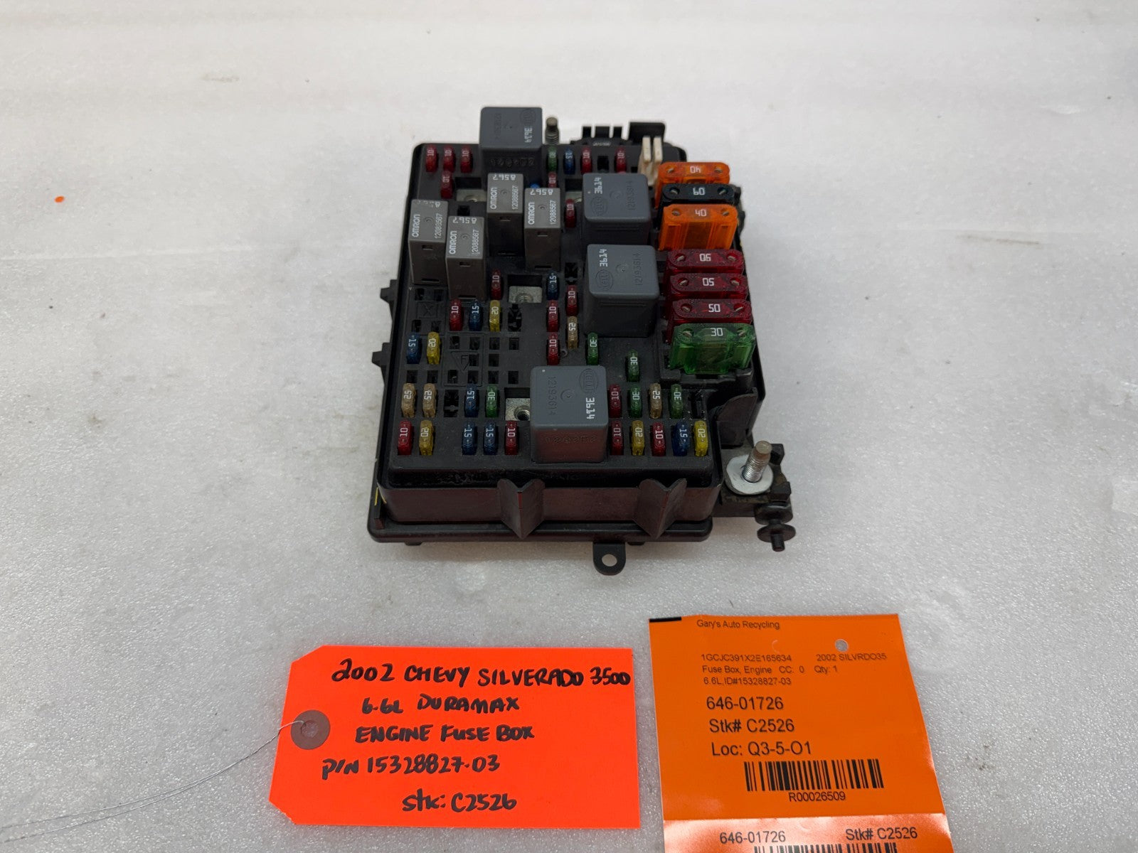 01 02 Chevrolet GMC SILVERADO SIERRA LB7 UNDERHOOD FUSE RELAY BOX 15328827-03