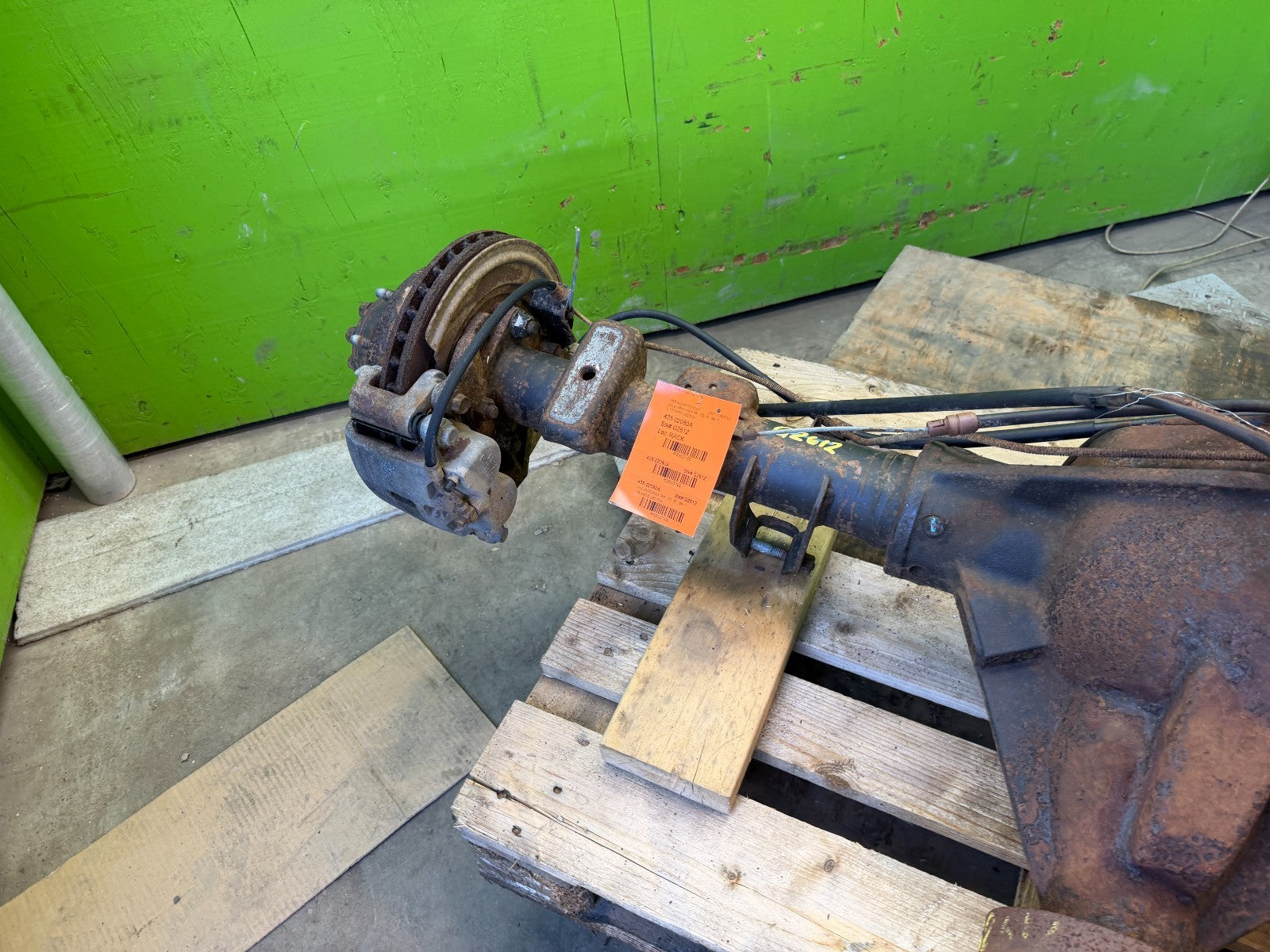 01-07 GMC SIERRA SILVERADO 2500HD 3500HD SRW REAR DIFFERENTIAL AXLE GT4 G80