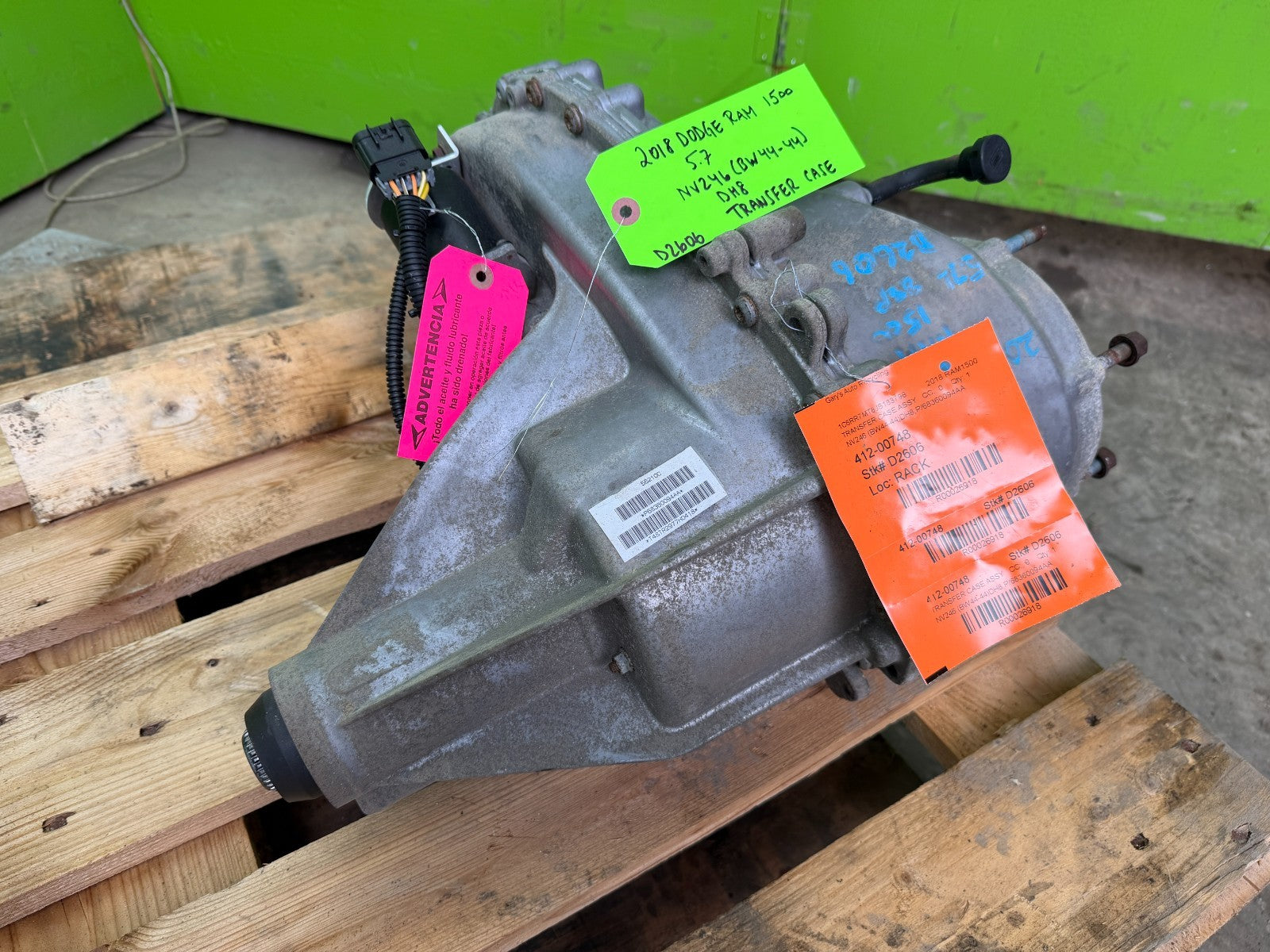 18 DODGE RAM SPORT 1500 5.7 HEMI NV246 TRANSFER CASE P68360094AA 14-18 63k