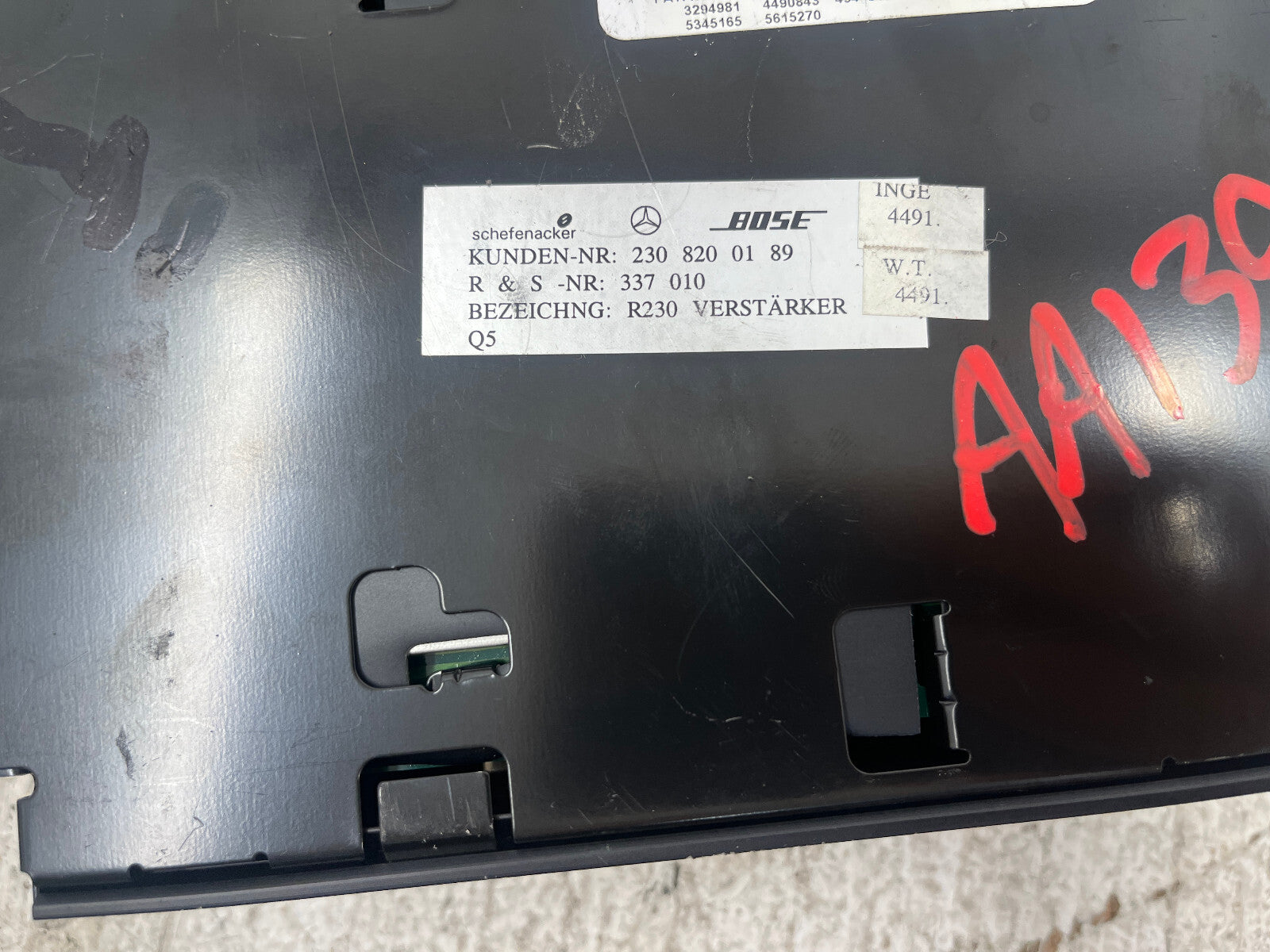 03-09 MERCEDES R230 SL500 SL55 AMG OEM BOSE STEREO RADIO AMPLIFIER 2308200189