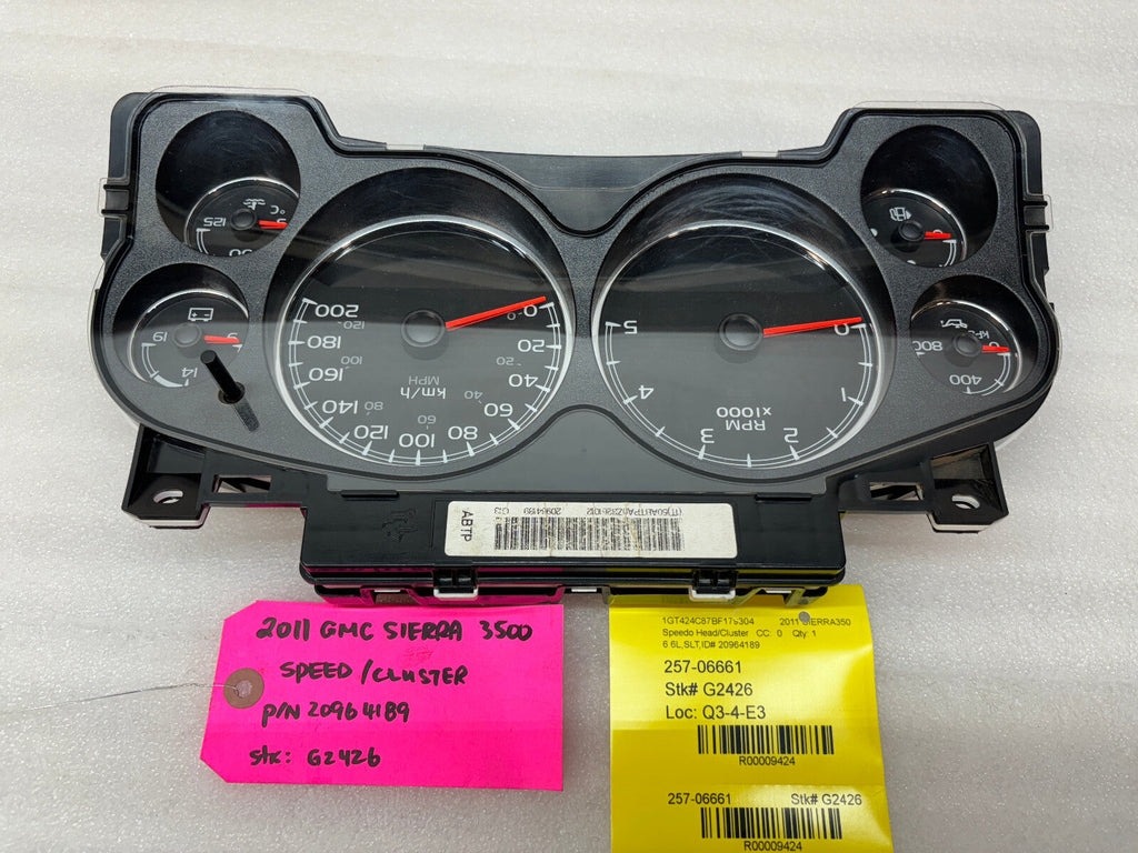 11-14 Chevrolet GMC 2500HD 3500HD SPEEDOMETER DASH GAUGE CLUSTER METRIC 20964189