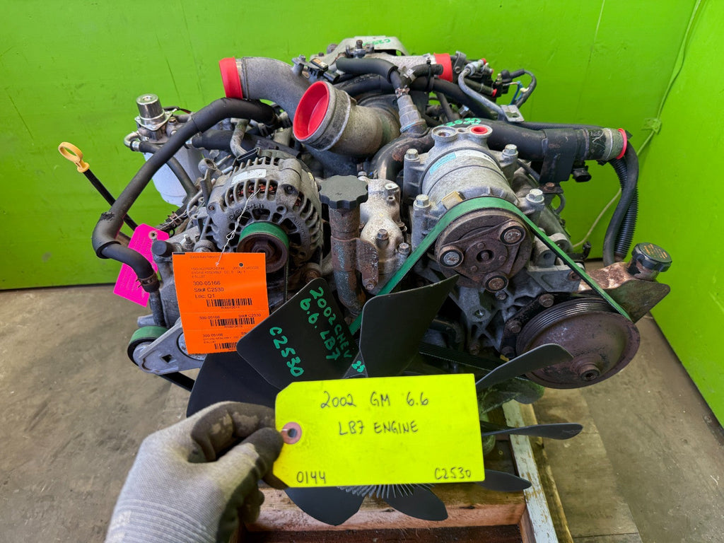 01-04 CHEVROLET GMC 2500 3500 6.6 LB7 DURAMAX DIESEL ENGINE MOTOR NO CORE!!