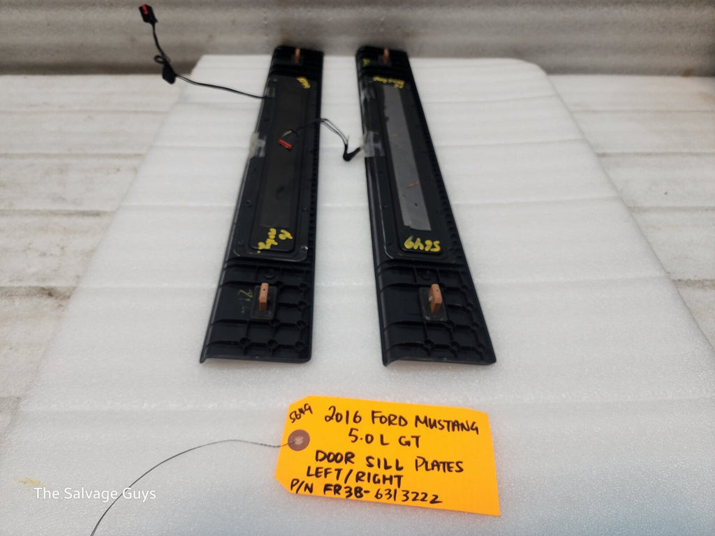 2016 FORD MUSTANG 5.0 GT OEM ILLUMINATED DOOR SILL TRIM LEFT RIGHT 15 16 17