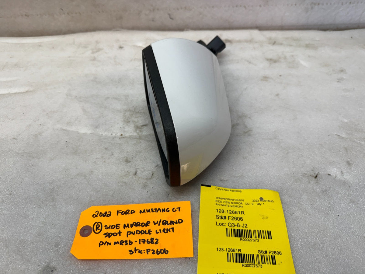 18-23 FORD MUSTANG OEM RIGHT REAR OUTER VIEW MIRROR WHITE MR3B-17682