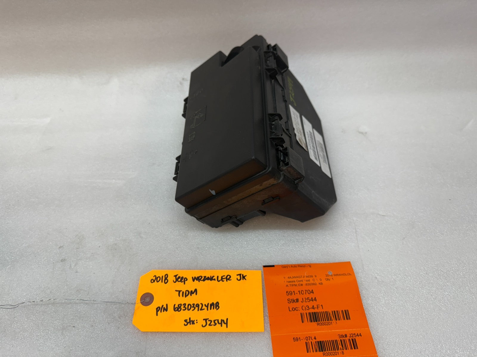 17 18 JEEP WRANGLER JK TIPM INTEGRATED MODULE FUSE BOX P68303924AB