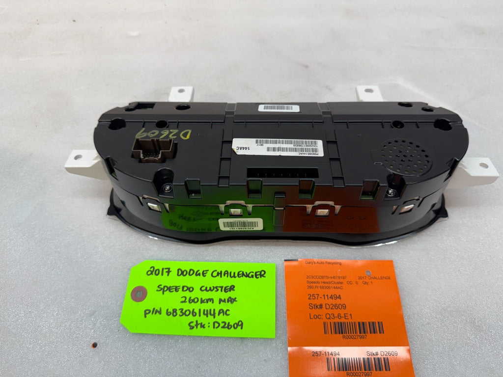 17 DODGE CHALLENGER R/T OEM METRIC SPEEDOMETER GAUGE CLUSTER 68306144AC 15-23
