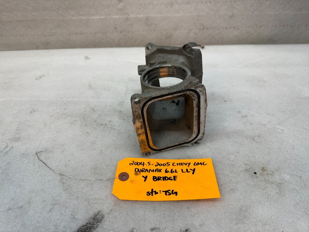 04.5-05 GMC CHEVROLET LLY 6.6 DURAMAX Y-BRIDGE INTAKE MANIFOLD