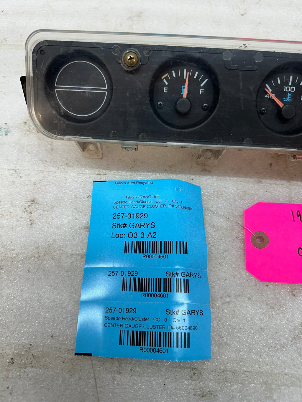 92-95 JEEP WRANGLER YJ OEM METRIC CENTER GAUGE CLUSTER P56004890