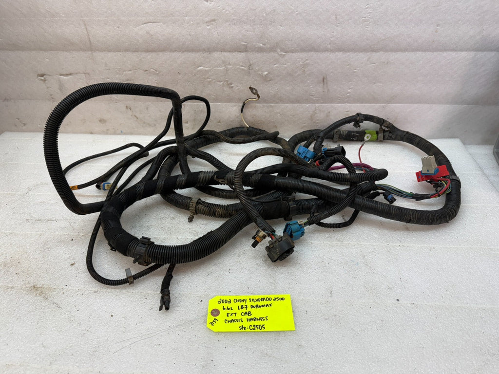 01-04 Chevrolet GMC 2500HD 3500 4wd EXT CAB SHORT BOX CHASSIS WIRING HARNESS