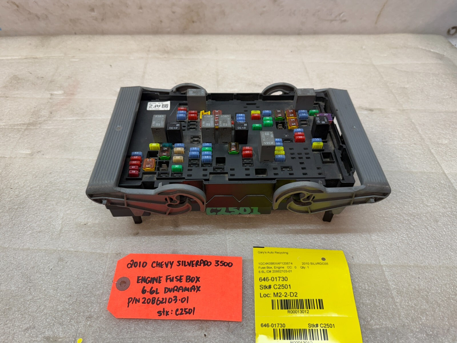 08-10 Chevrolet GMC 2500hd SIERRA 6.6 LMM UNDERHOOD FUSE RELAY BOX 25833305-03
