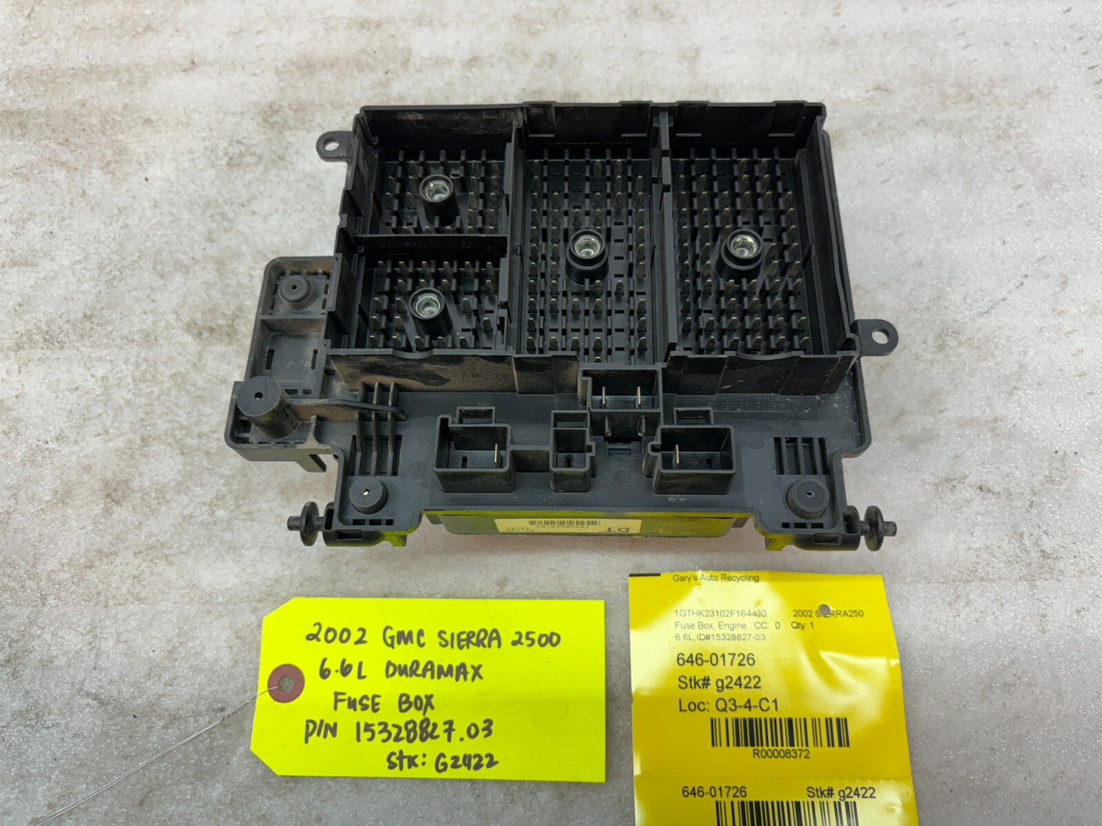 01 02 Chevrolet GMC SILVERADO SIERRA LLY UNDERHOOD FUSE RELAY BOX 15328827-03