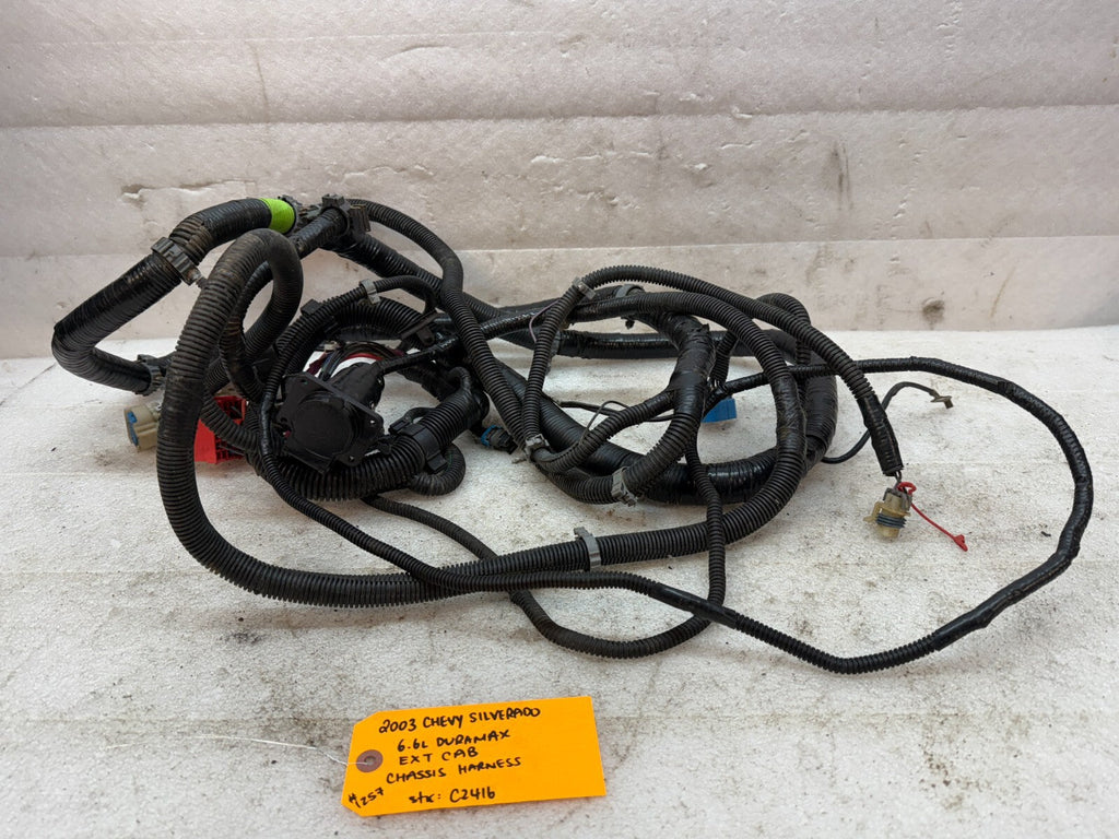 01-04 Chevrolet GMC 2500HD 3500 4wd EXT CAB SHORT BOX CHASSIS WIRING HARNESS
