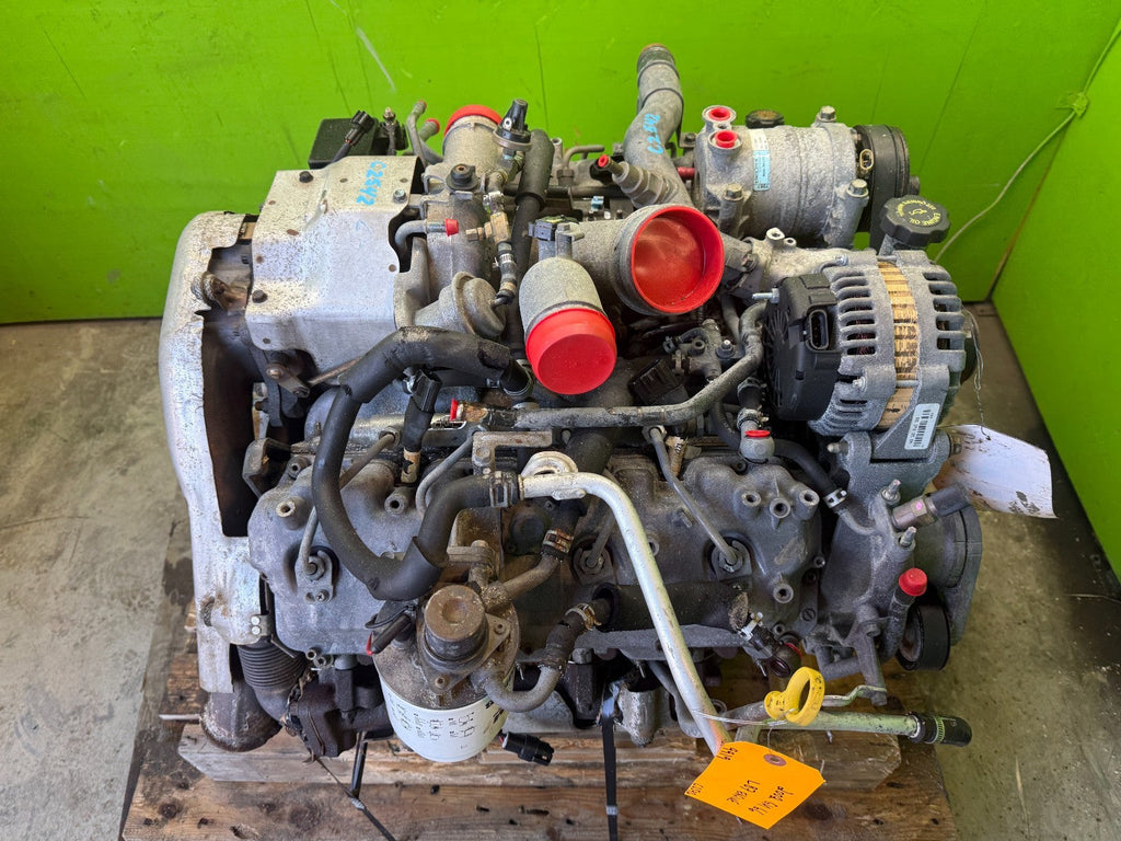 01-04 CHEVROLET GMC 2500 3500 6.6 LB7 DURAMAX DIESEL ENGINE MOTOR NO CORE!!